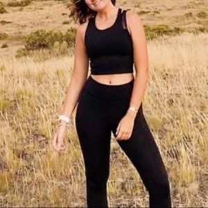 Lululemon crop with built in sports bra size 6